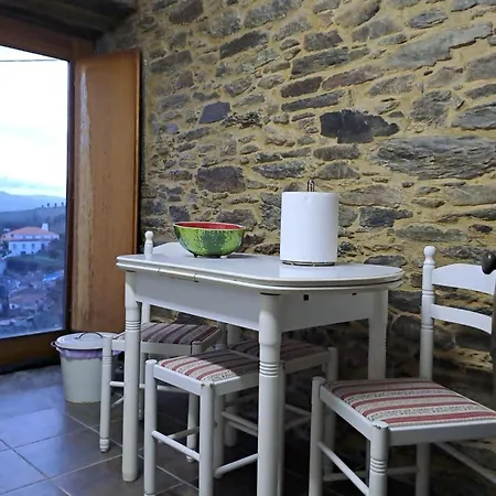 Sobreiro's In Douro Valley * Mesão Frio